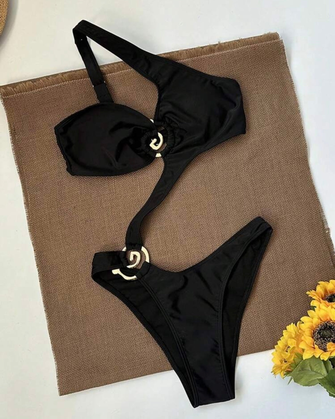 ‘Rhena’ one-piece
