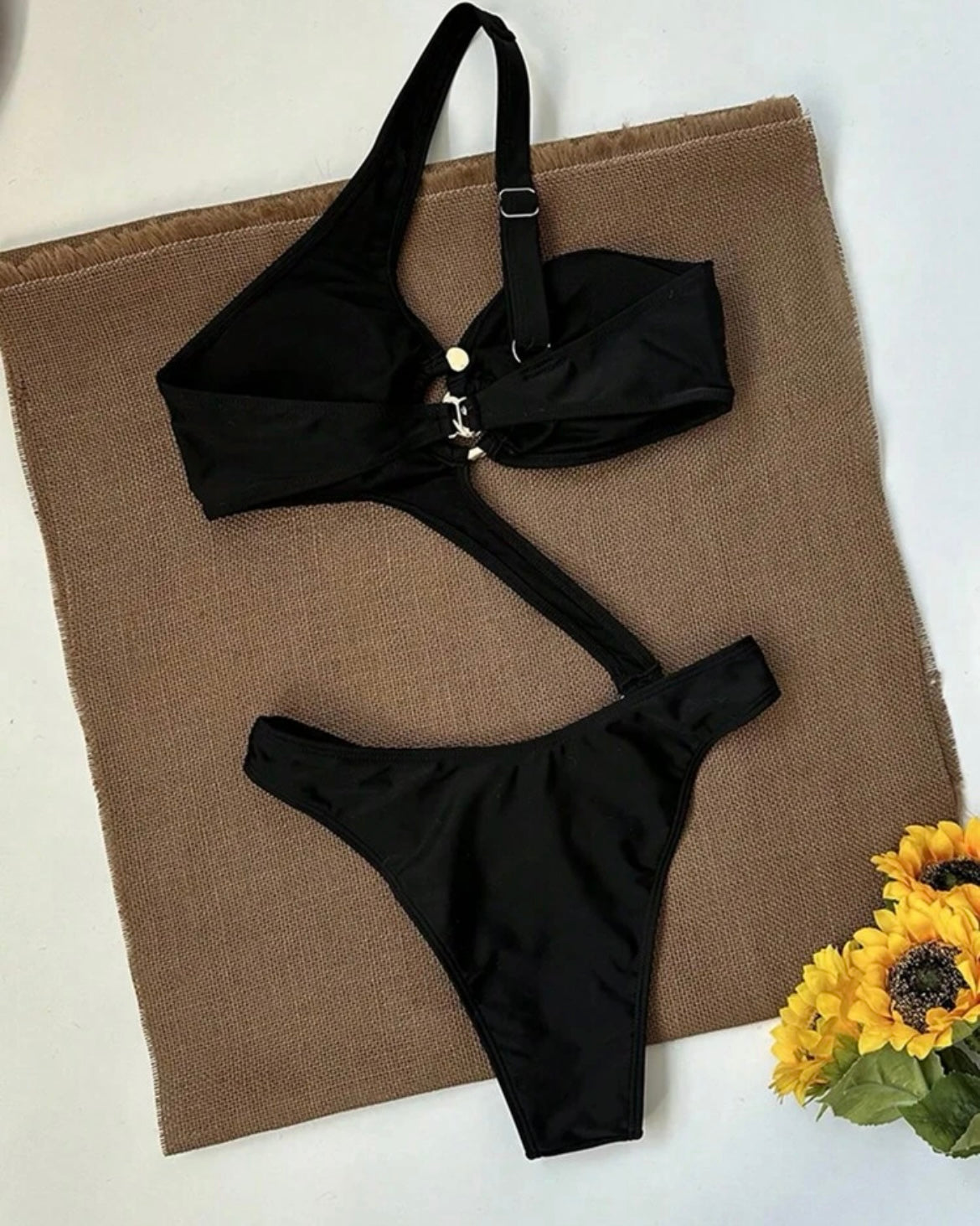 ‘Rhena’ one-piece