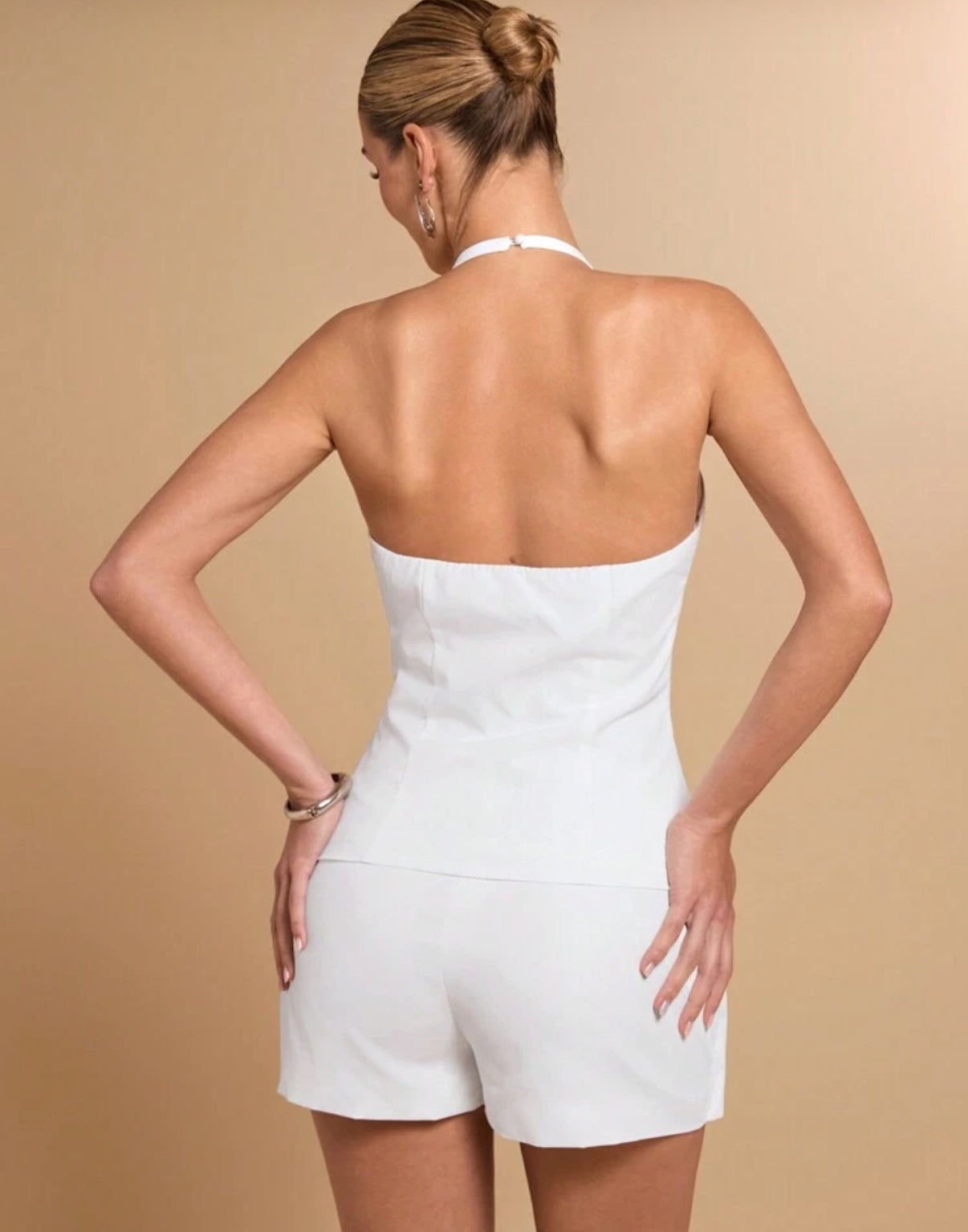 ‘Louana’ set