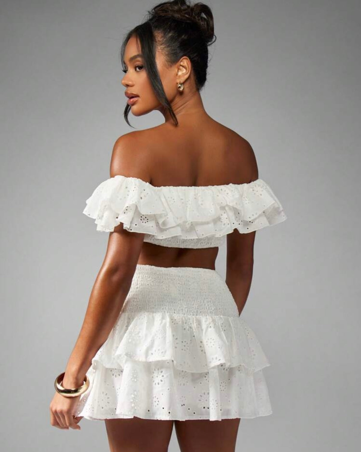 ‘Lacey’ set
