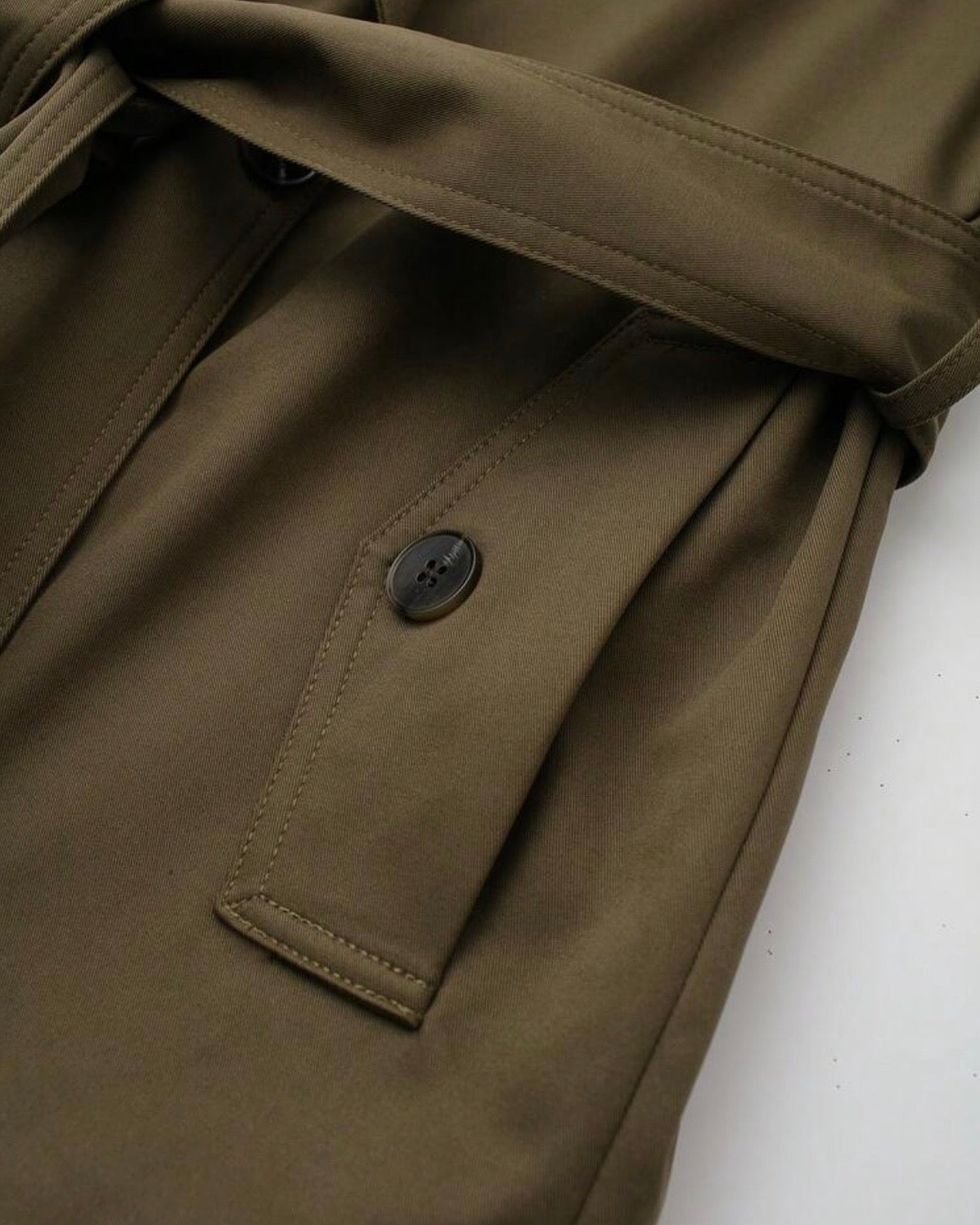 ‘Amy’ Trenchcoat