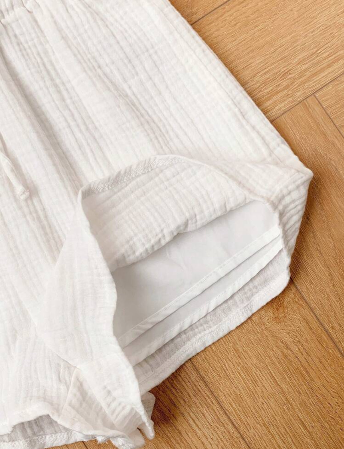 Linen shorts