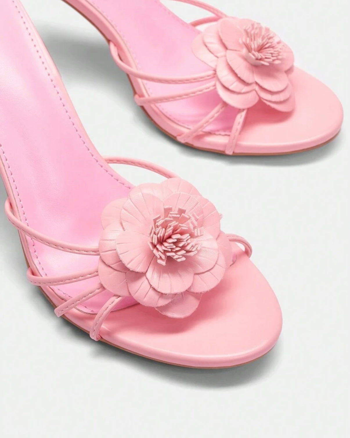 ‘Lina’ heels