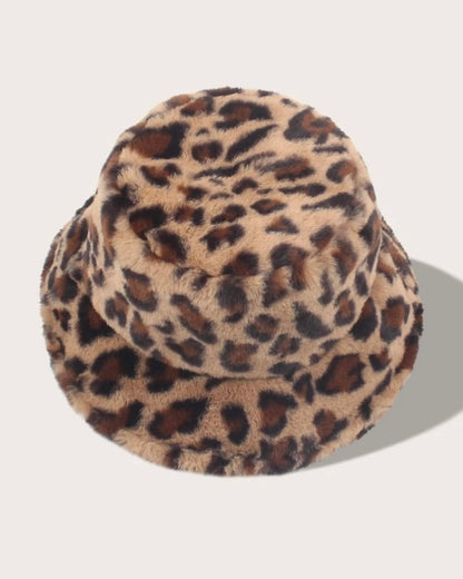 Leo hat