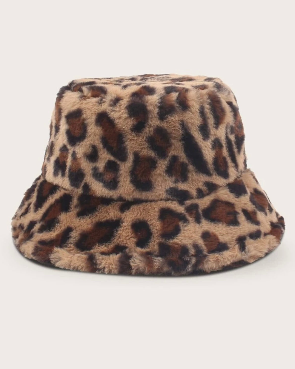 Leo hat