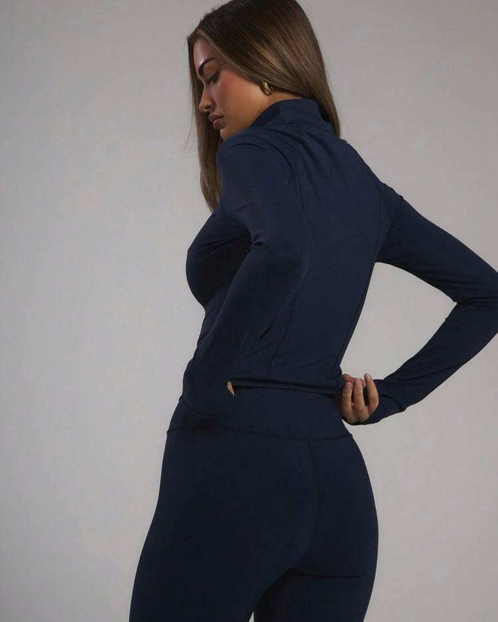 ‘Almond’ Set